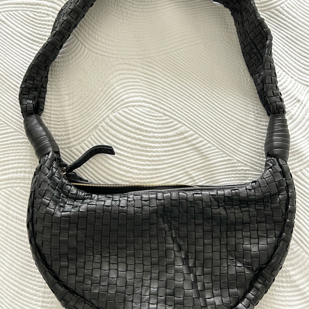 Cleobella Dylan Crossbody, black woven leather